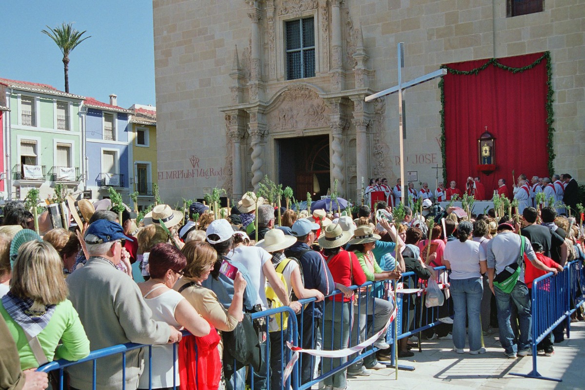 La Romería a la Santa Faz, la tradición multitudinaria de Alicante