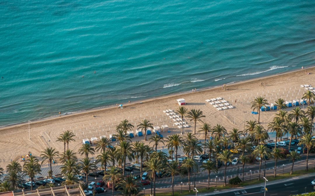 Banderas azules para las playas de San Juan, Albufereta, Postiguet y Saladar-Urbanova en la edición 2016/2017