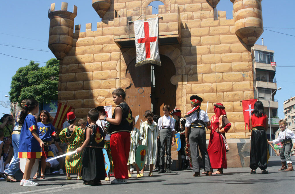 Altozano celebra  sus Fiestas de Moros y Cristianos