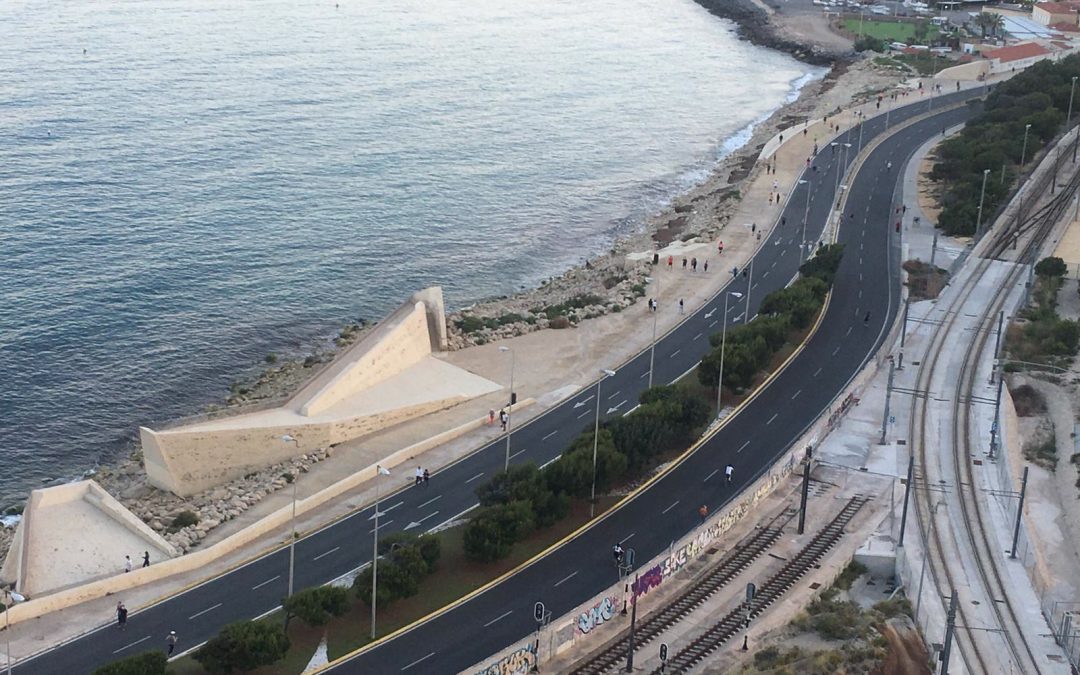 Zonas peatonales y nuevos espacios para facilitar los paseos y hacer deporte los fines de semana en Alicante