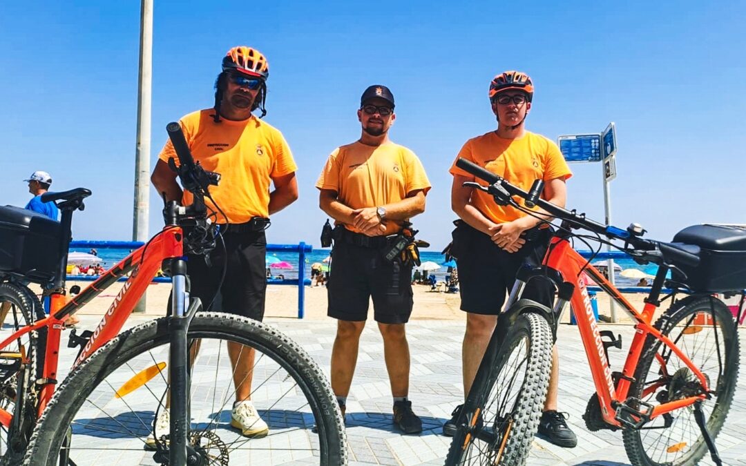 El Ayuntamiento incorpora a los voluntarios de Protección Civil para ofrecer una playas más seguras y protegidas en Alicante