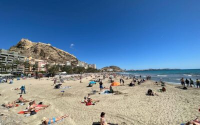 Alacant encara el pont de l’1 de maig amb hotels i apartaments turístics pràcticament al complet