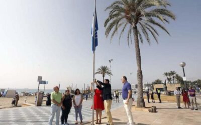 Pleno de banderas azules en las playas de Alicante y 38 años de distinción para San Juan